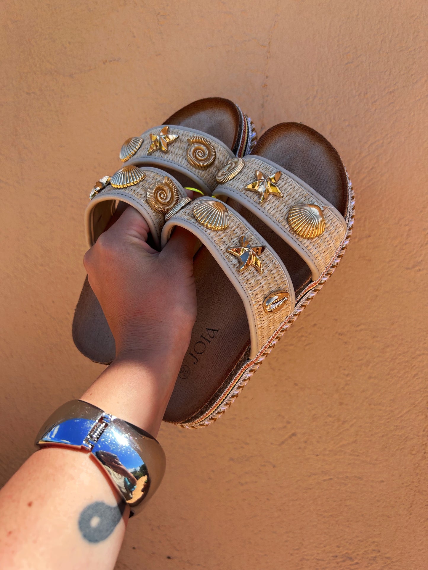 Sandales coquillages